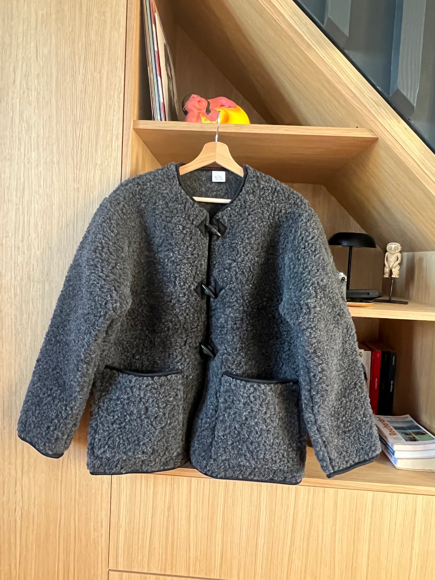 Veste noir moumoute - 100% laine