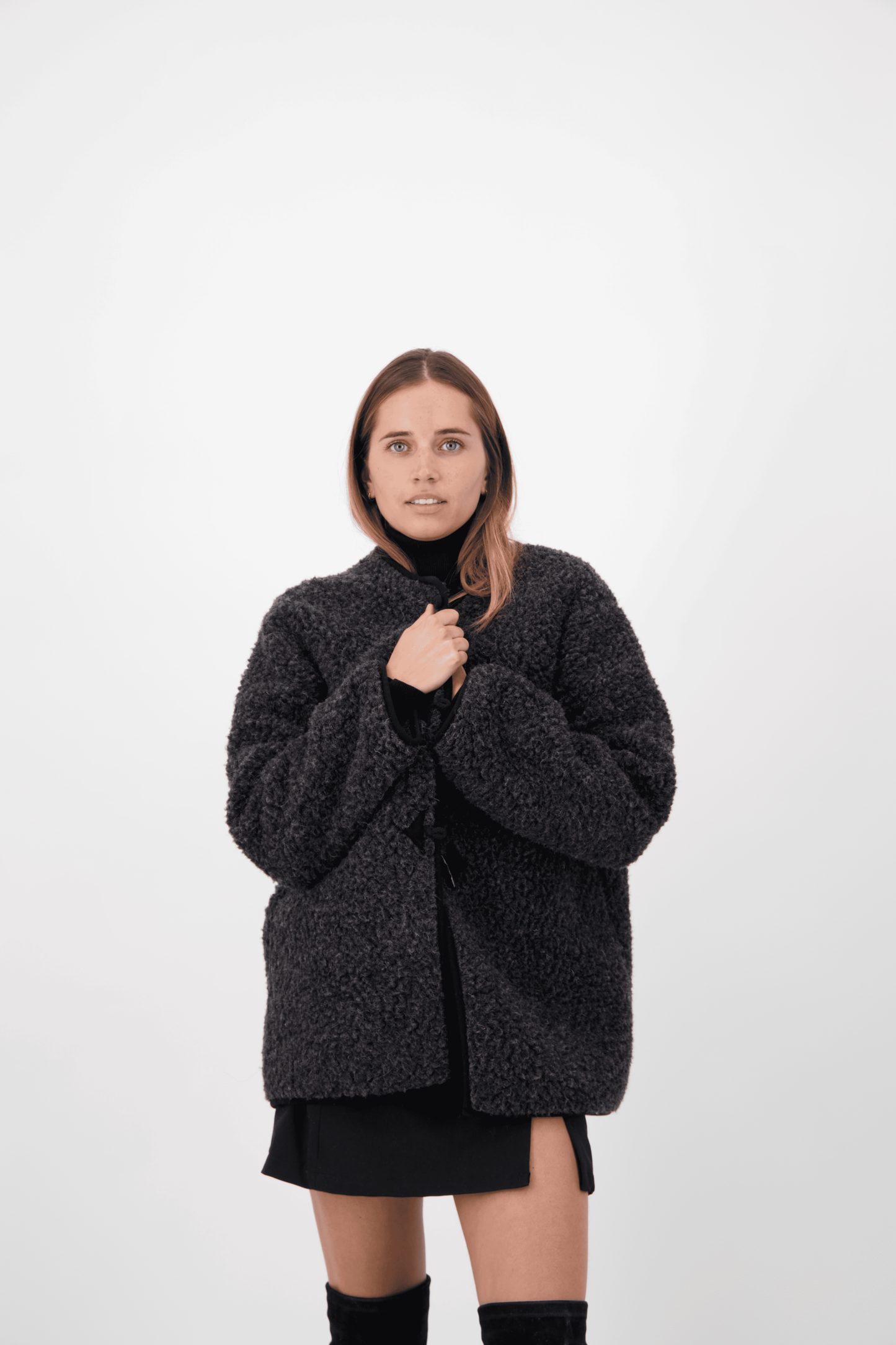 Veste noir moumoute - 100% laine